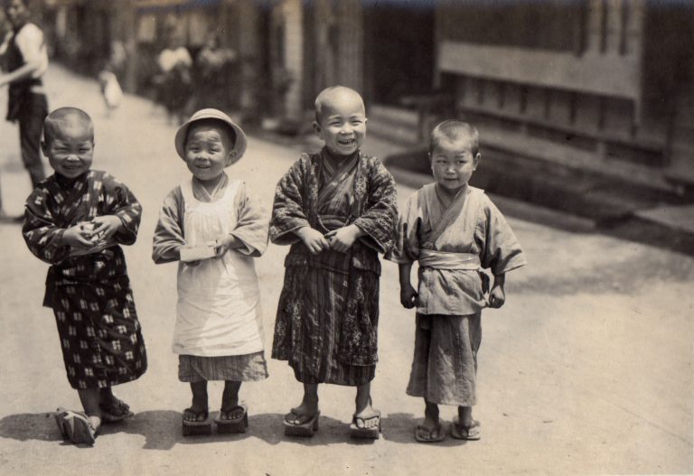 Recovering Japan’s Stolen Identity: Broken Pottery and Golden Seams